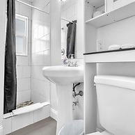 Beach Escape Corner Apartment