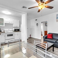 Beach Life in Hollywood