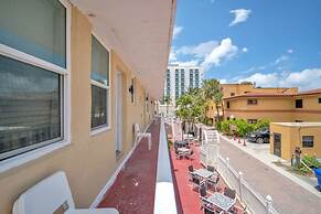 Beach Life in Hollywood