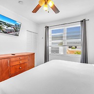 Beach Life in Hollywood