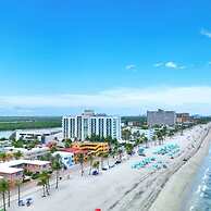 Beach Life in Hollywood