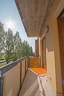 Benacus E4 Apartment by Wonderful Italy