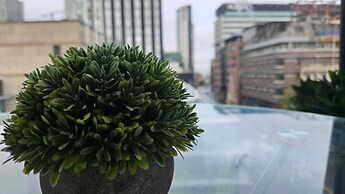 Cozy Liverpool Apartment With 2 Bedrooms