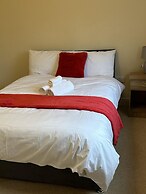 Captivating 5-bed House in Milton Keynes