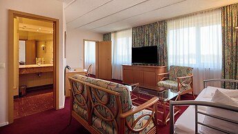 TRIP INN Axxon Hotel