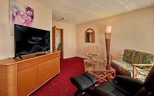TRIP INN Axxon Hotel