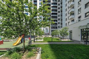 Apartament City View West by Renters