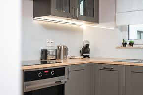 Apartament City View West by Renters