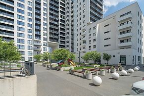 Apartament City View West by Renters