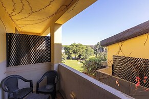 Hotel with swimming-pool in Arborea