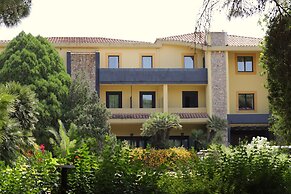 Hotel with swimming-pool in Arborea