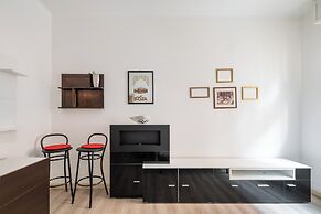 Porta Mascarella Apartment