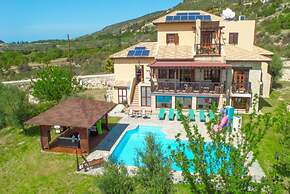 Villa River View in Peristerona