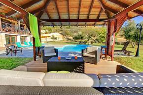 Villa River View in Peristerona