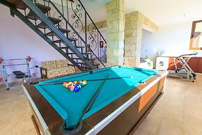 Villa River View in Peristerona