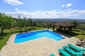 Villa River View in Peristerona