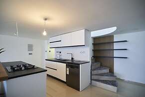 Amazing Penthouse Apartment With Rooftop Pool&bar