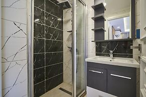 Amazing Penthouse Apartment With Rooftop Pool&bar