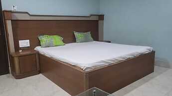 Hotel Anand Deluxe Begusarai