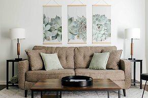 Chic Lancaster Vacation Rental, Walkable Location!