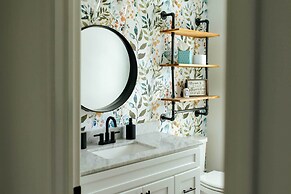 Chic Lancaster Vacation Rental, Walkable Location!