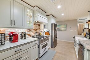 3 Mi to Lake Ray Roberts: Luxe Pilot Point Home