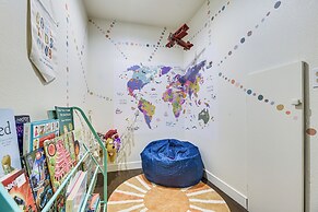 Anderson Island Home w/ Deck: Steps to Lake!