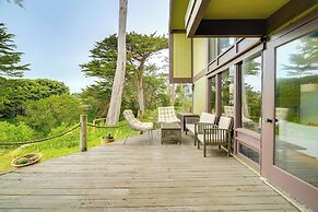 Moss Beach Oceanfront Retreat ~ 20 Mi to San Fran!