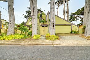 Moss Beach Oceanfront Retreat ~ 20 Mi to San Fran!