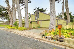 Moss Beach Oceanfront Retreat ~ 20 Mi to San Fran!
