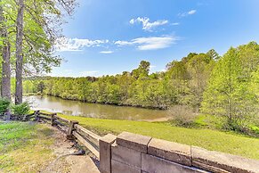 Gray Vacation Rental w/ Deck + Pond Access!