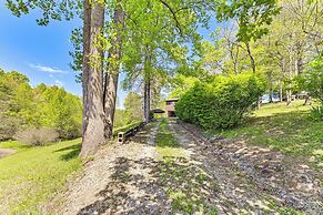 Gray Vacation Rental w/ Deck + Pond Access!