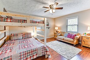 Gray Vacation Rental w/ Deck + Pond Access!