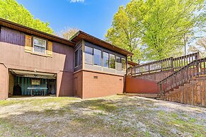 Gray Vacation Rental w/ Deck + Pond Access!