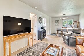 Cozy Meyers Lake Townhome: Near Hall of Fame!