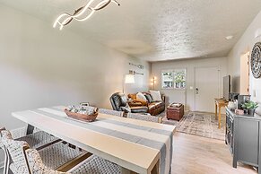 Cozy Meyers Lake Townhome: Near Hall of Fame!