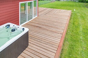 Mid-century Modern Lake Cottage in Indiana!