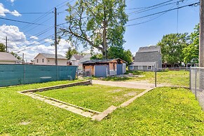 Pet-friendly Indianapolis Home Near Mile Square!