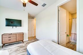 ~ 11 Mi to Disney: Bright Kissimmee Townhome!