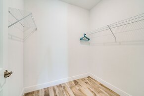 ~ 11 Mi to Disney: Bright Kissimmee Townhome!