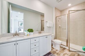 ~ 11 Mi to Disney: Bright Kissimmee Townhome!