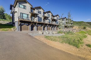 Peaceful Crested Butte Townhome w/ Mountain Views
