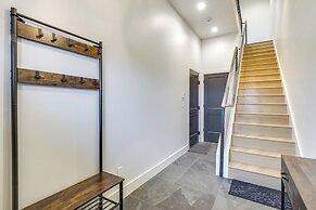 Peaceful Crested Butte Townhome w/ Mountain Views