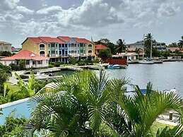 Bay View #2 2 Bedroom Townhouse by RedAwning