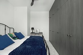 Warsaw Apartment by Renters Prestige