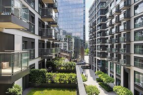 Warsaw Apartment by Renters Prestige