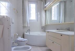 Villa Borghese Large Apartment