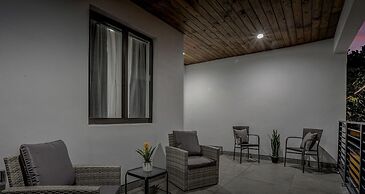 Chic 3BR w/ Pool Near Las Olas Blvd & Beach