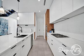 Chic 3BR w/ Pool Near Las Olas Blvd & Beach