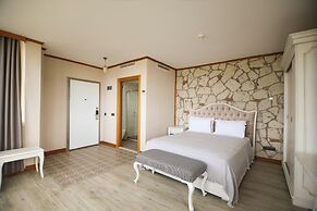 Marin Alacati Hotel